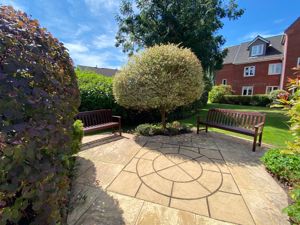 Lovell Court Communal Gardens- click for photo gallery